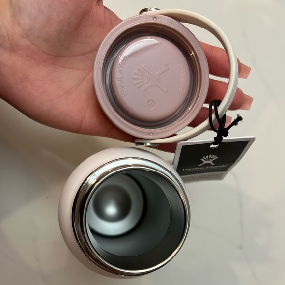 Hydroflask juneberry LIMITED EDITION - Picture 3 of 4